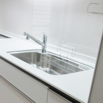 スタイリッシュ&シンプルで使いやすいキッチンに　横浜市青葉区Y様邸